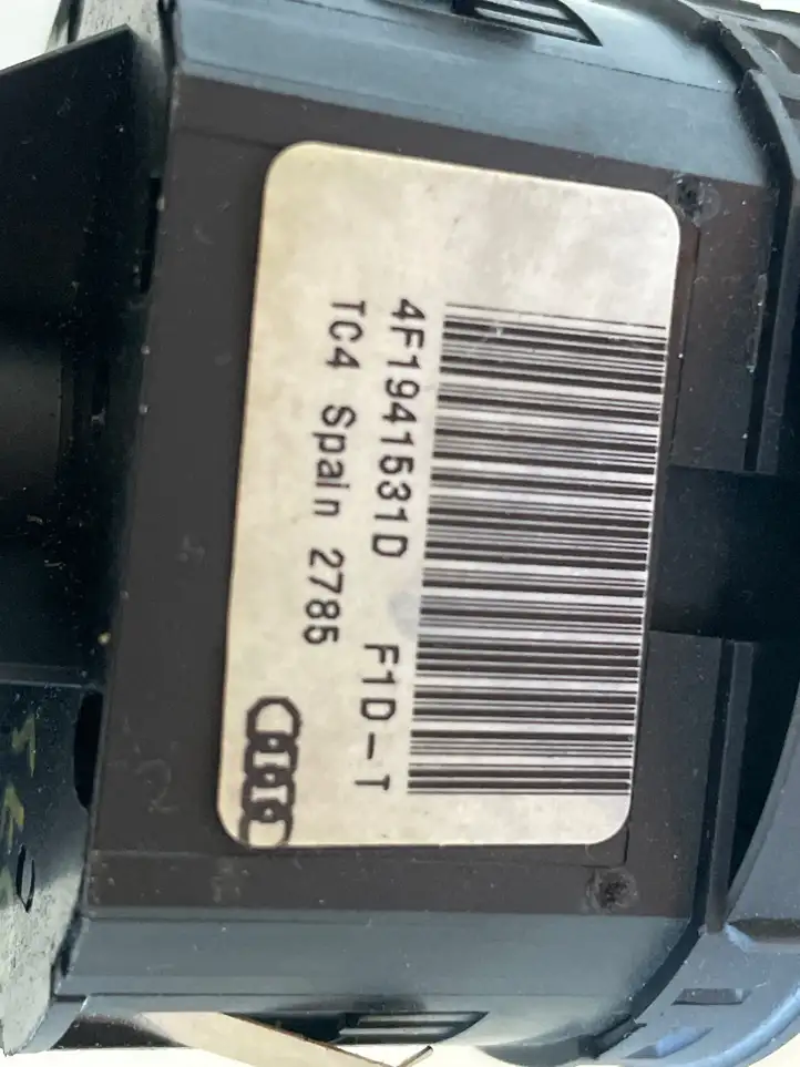 Audi A6 S6 C6 4F (2004 - 2008) 4F1941531D Включатель фонарей — фото 3
