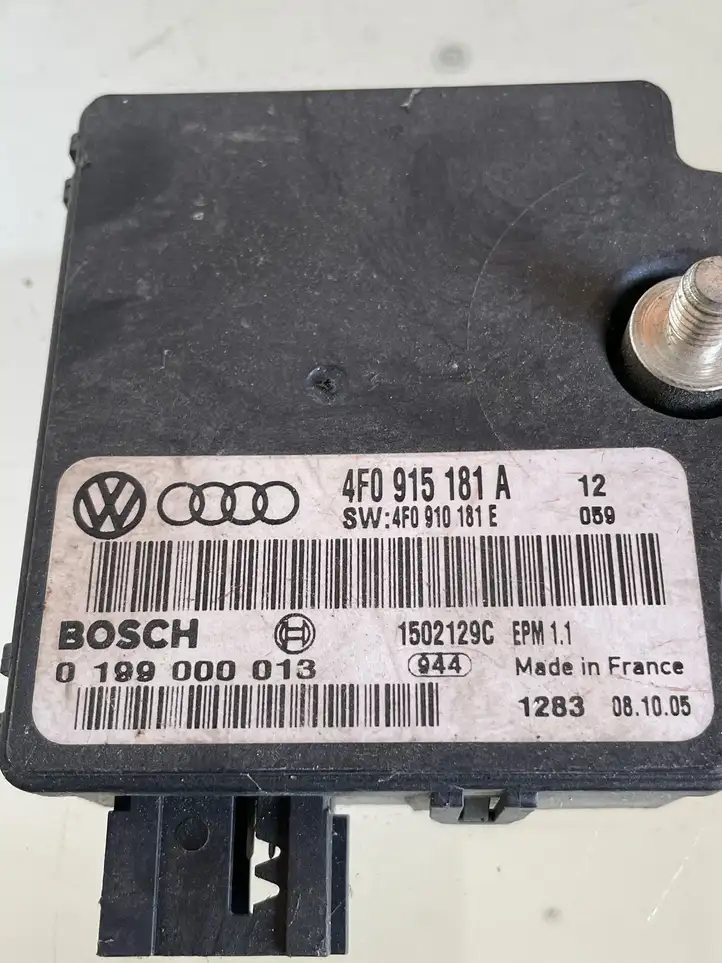 Audi A6 S6 C6 4F (2004 - 2008) 4F0915181A Блок управления электропитанием — фото 3