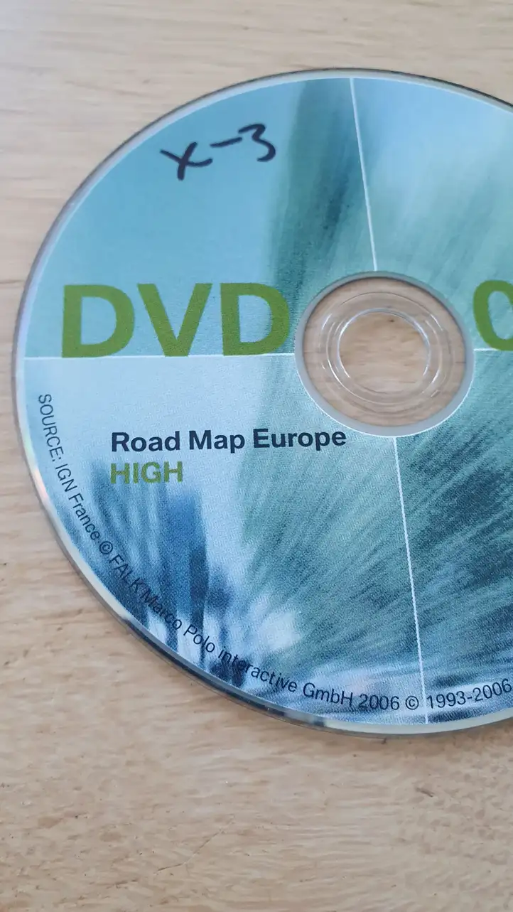 BMW X3 E83 (2003 - 2010) T100011916 Навигационные карты CD/DVD — фото 2