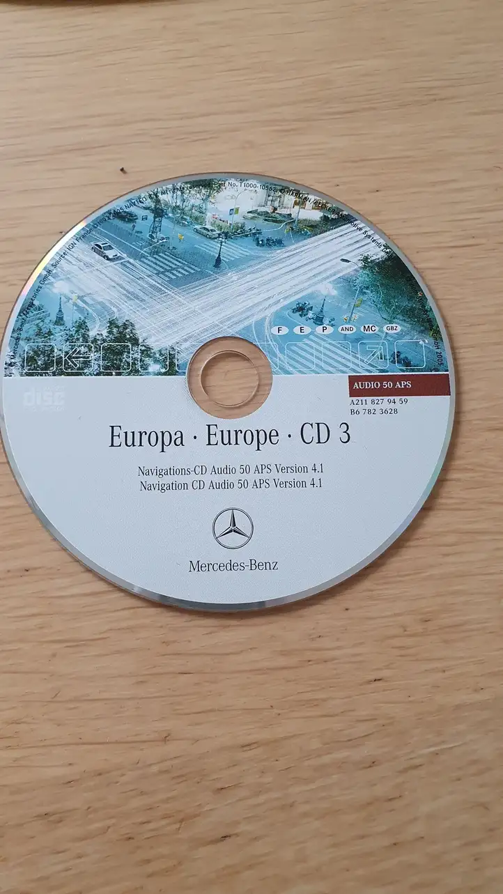Mercedes-Benz E W211 (2002 - 2009) A2118279459 Навигационные карты CD/DVD — фото 1
