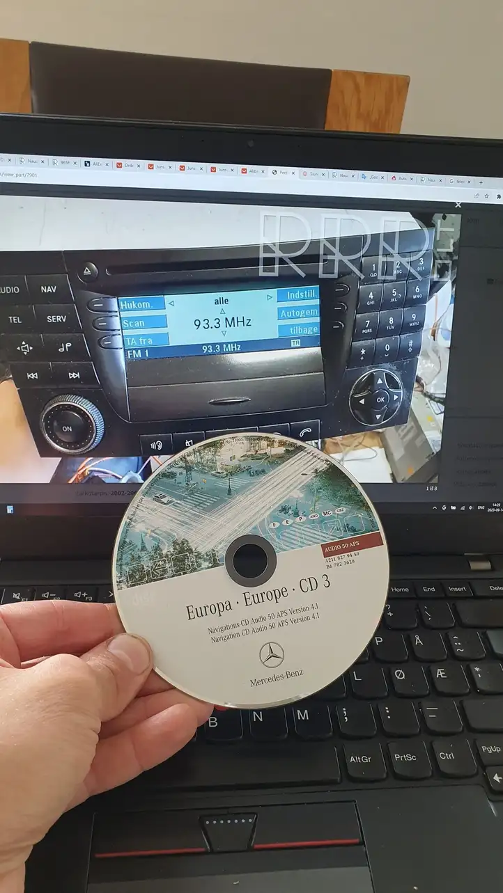 Mercedes-Benz E W211 (2002 - 2009) A2118279459 Навигационные карты CD/DVD — фото 2