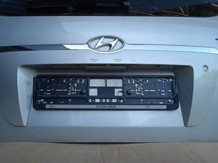 Hyundai Tucson JM (2004 - 2009) Крышка багажника — фото 4