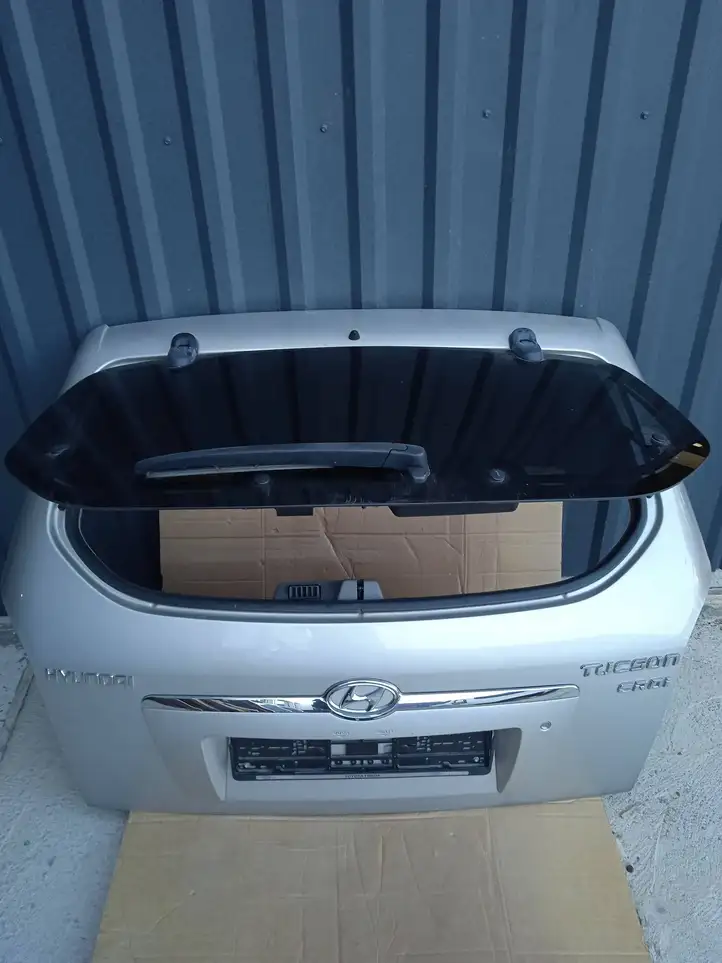 Hyundai Tucson JM (2004 - 2009) Крышка багажника — фото 5