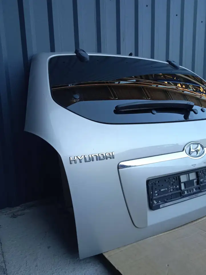 Hyundai Tucson JM (2004 - 2009) Крышка багажника — фото 9