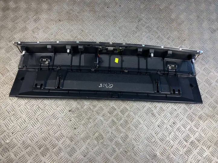 Audi Q3 8U (2011 - 2014) 8U0864483A Отделка порога багажника — фото 14