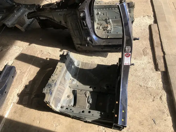 BMW 3 F30 F35 F31 (2012 - 2018) Средняя стойка кузова (B) — фото 3