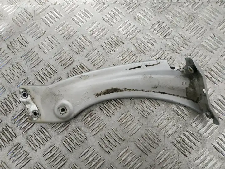 Skoda Superb B8 (3V) (2015 - 2023) 3V0821142 Крепление крыла — фото 4
