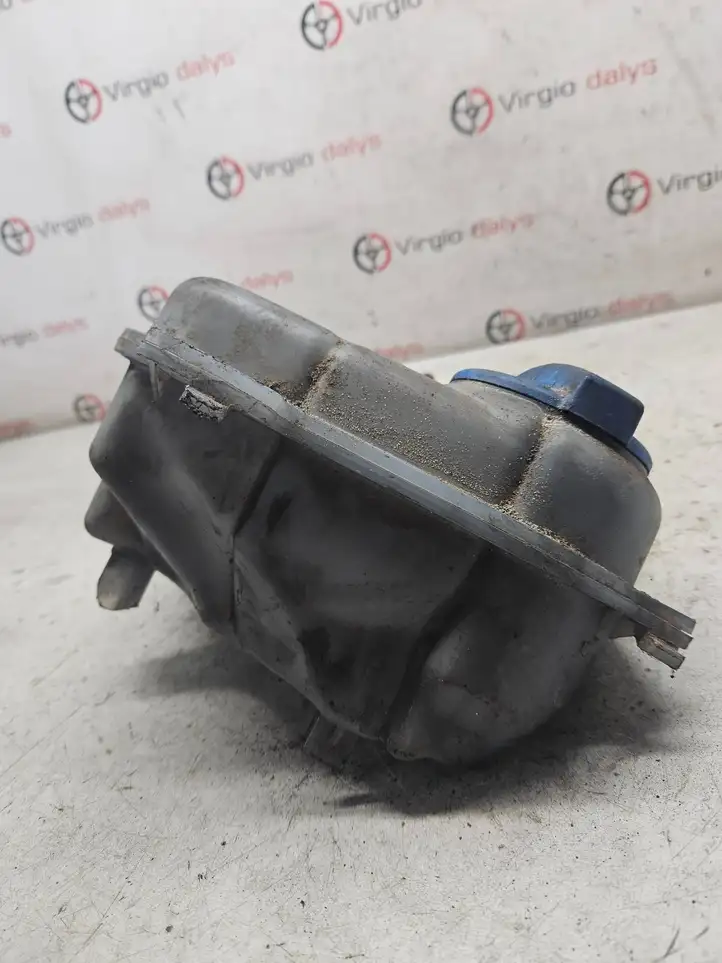 Audi A4 S4 B6 8E 8H (2000 - 2006) 8E0121403 Крышка расширительного бачка — фото 5