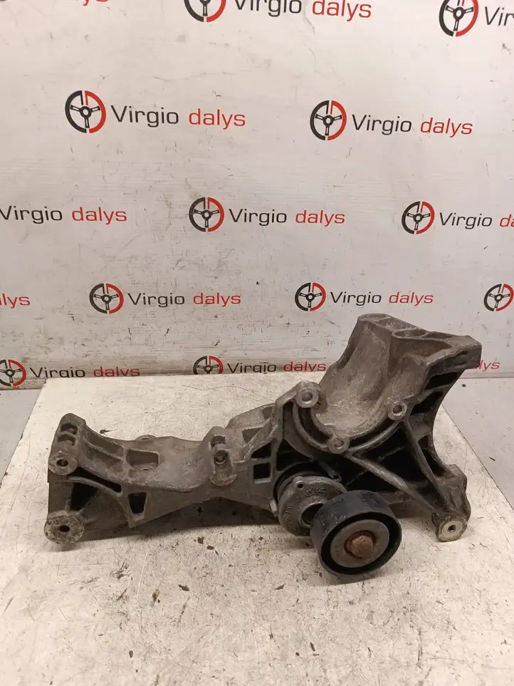 Audi A4 S4 B6 8E 8H (2000 - 2006) 03g90314 Кронштейн двигателя — фото 1