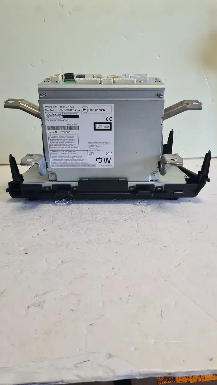Toyota Prius+ (ZVW40) (2011 - 2018) 8614047231 Магнитола / мультимедийная система — фото 5
