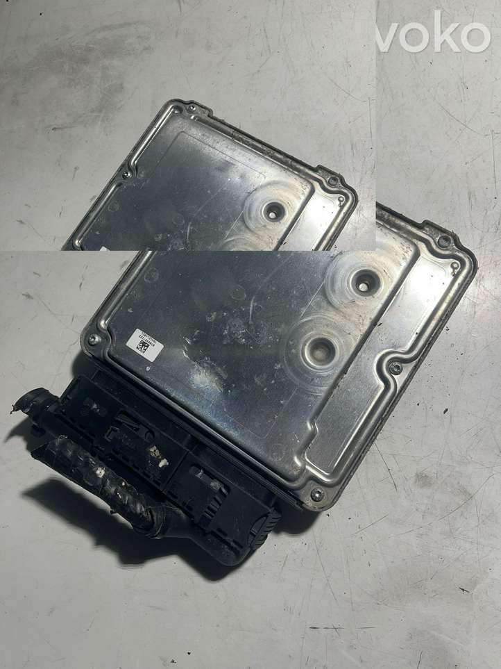 Volkswagen Touareg I (2002 - 2010)  03h906032e Блок управления двигателем ECU