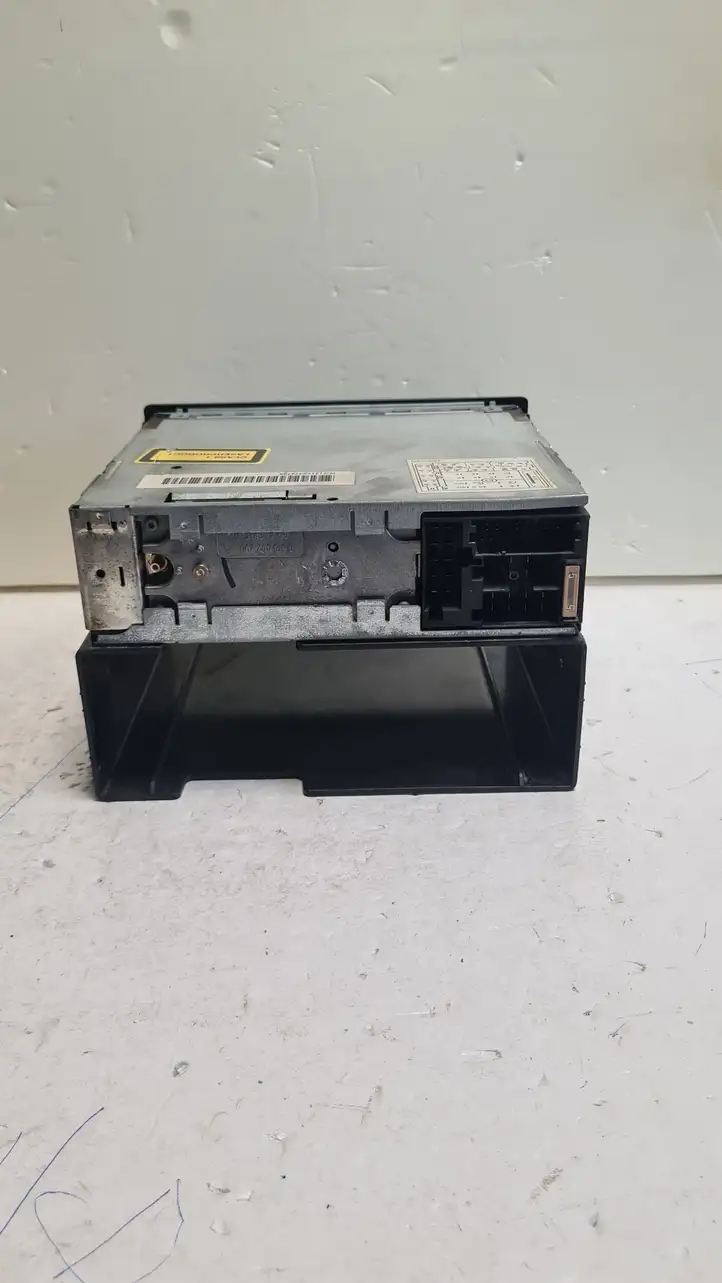 Audi A6 S6 C5 4B (1997 - 2001) 4B0919887B Навигационные карты CD/DVD — фото 4