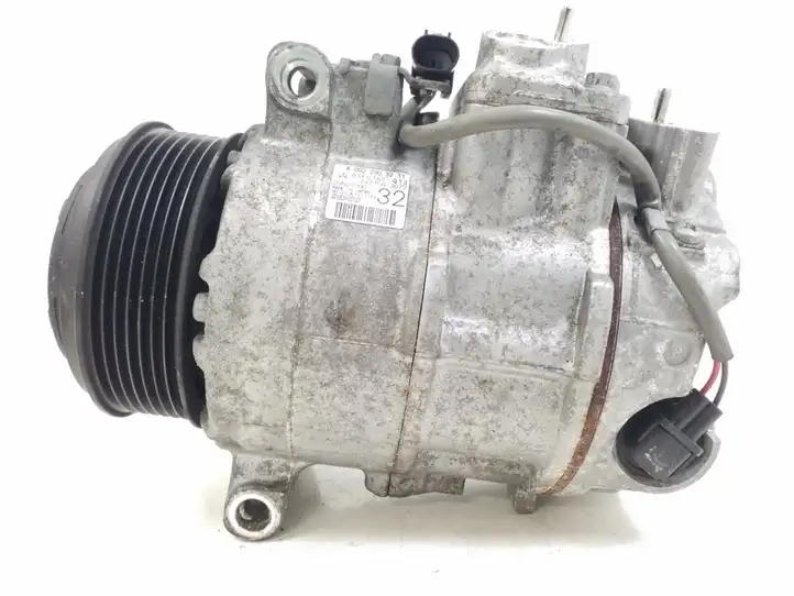 Mercedes-Benz CLS C218,X218 (2011 - 2017) A0022303211 Компрессор (насос) кондиционера воздуха — фото 1