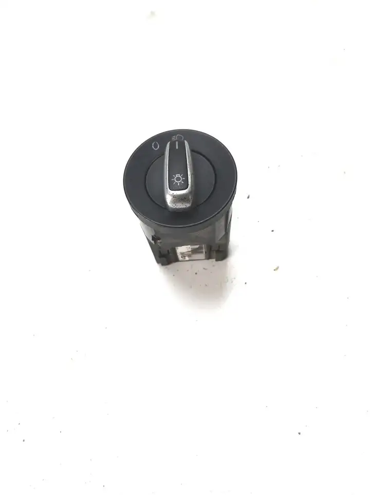 Volkswagen PASSAT B7 USA (2012 - 2016) 5C6941531C Включатель фонарей — фото 1