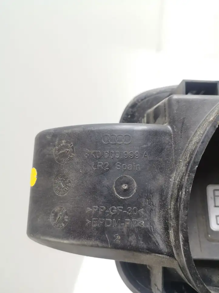 Audi A4 S4 B8 8K (2011 - 2015) 8K0809999A Крышка топливного бака — фото 2