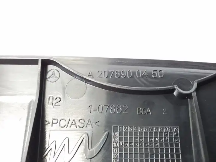 Mercedes-Benz E C207 W207 (2009 - 2017) A2076900450 Прочие детали салона — фото 2