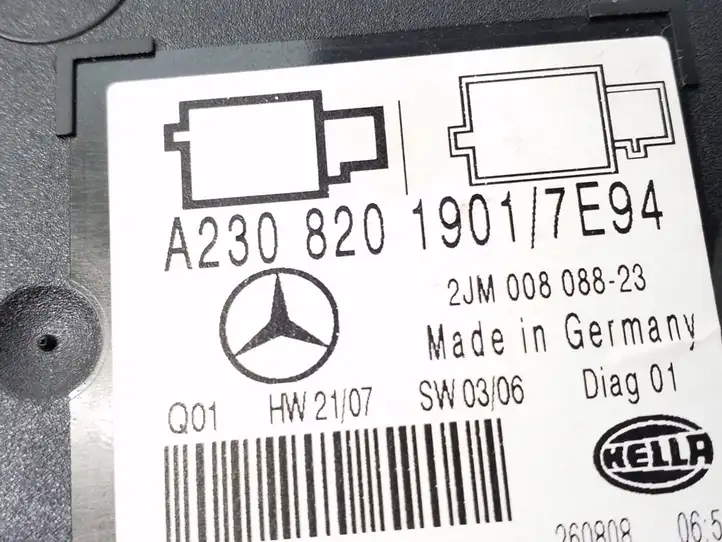 Mercedes-Benz SL R230 (2001 - 2012) A2308201901 Передняя подсветка — фото 2