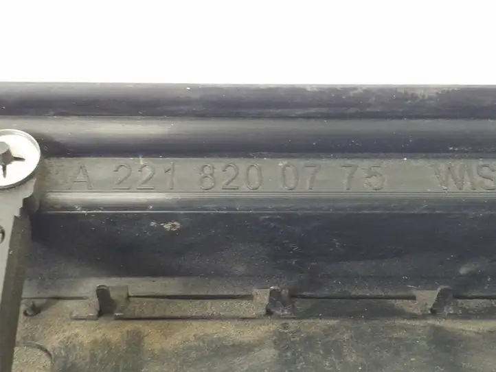 Mercedes-Benz S W221 (2005 - 2013) A2218200775 Решетка в крыле — фото 3