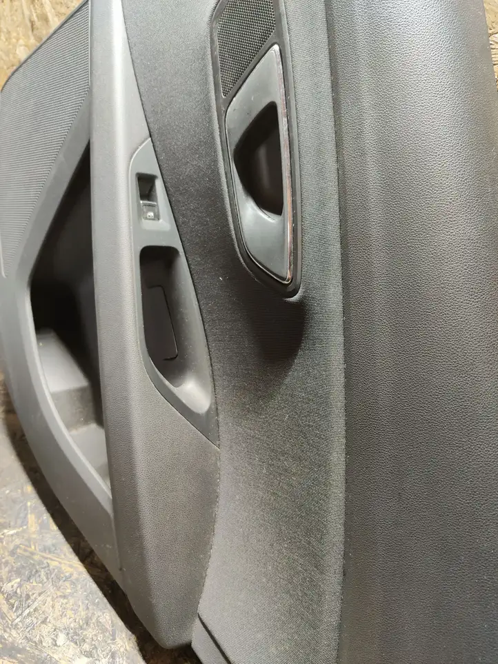 Seat Leon (5F) (2012 - 2019) 5F4867116A Обшивка задней двери — фото 2