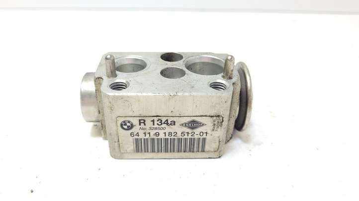 BMW 1 E81 E87 (2004 - 2011)  9182512 Клапан расширительный