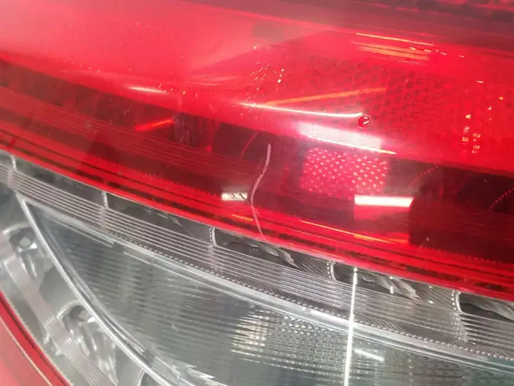 Mercedes-Benz CLS C218,X218 (2011 - 2017) A2189060158 Задний фонарь в кузове — фото 2