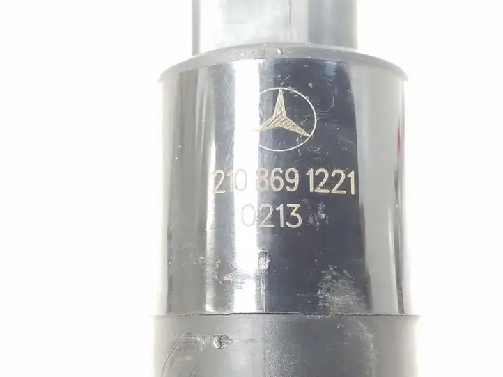 Mercedes-Benz E C207 W207 (2009 - 2017) A2108691221 Насос омывателя фар — фото 3