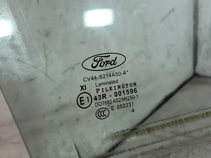 Ford Kuga II (2013 - 2019) CV44S214A50A Стекло передней двери — фото 2