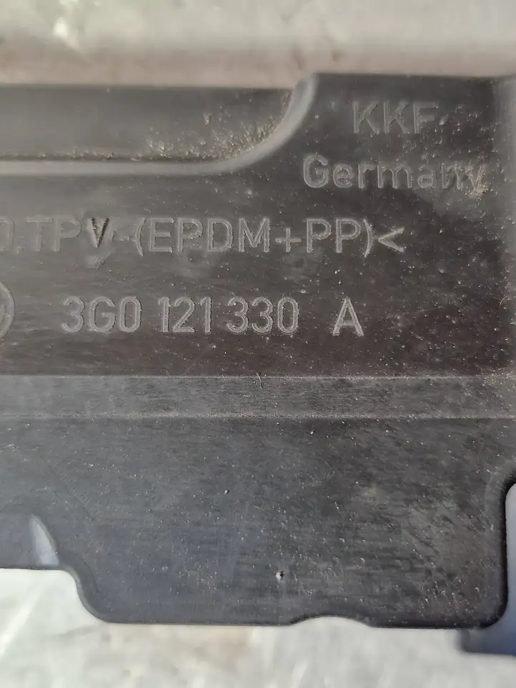 Volkswagen PASSAT B8 (2015 - ) 3G0121330A Верхняя панель радиатора — фото 4