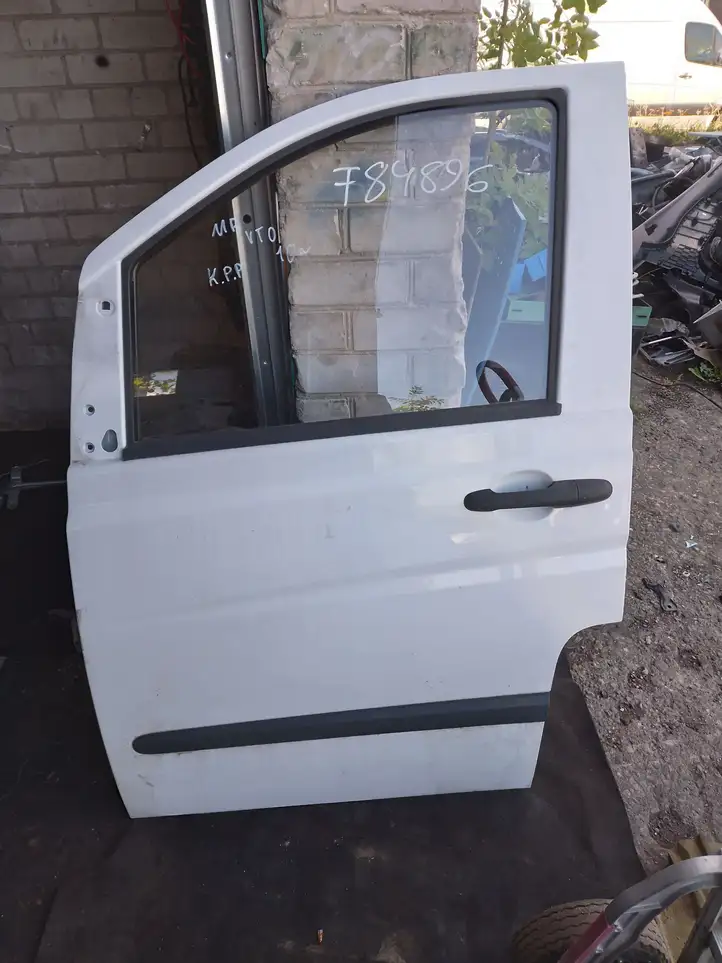 Mercedes-Benz Vito Viano W639 (2010 - 2015) Дверь — фото 2