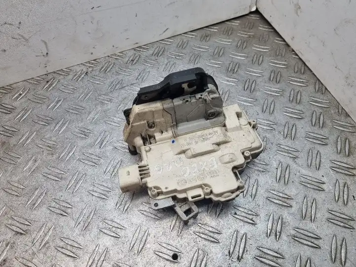 Seat Exeo (3R) (2008 - 2013) 8E0839016AA Замок задней двери — фото 1