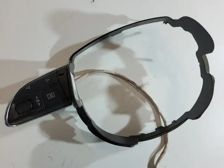 Audi Q7 4L (2005 - 2009) 4G0419091M Кнопки на рулевом колесе — фото 1