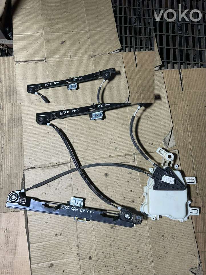 Seat Altea (2004 - 2009)  W05P0837461 Механизм для электрического подъема окон передней двери (без двигателя)