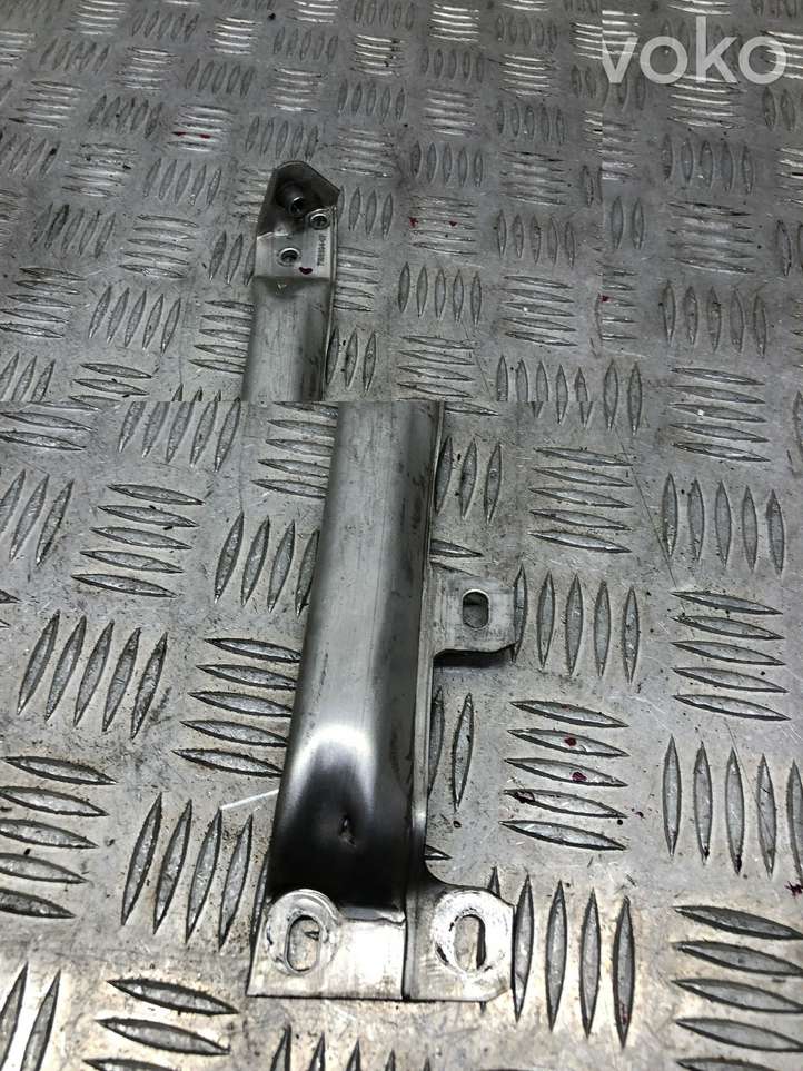 BMW 5 F10 F11 (2009 - 2016)  7158894 Балка крепления панели