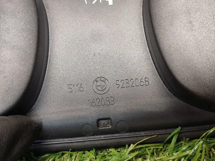 BMW 3 F30 F35 F31 (2012 - 2018) 9232068 Прочие детали салона — фото 2