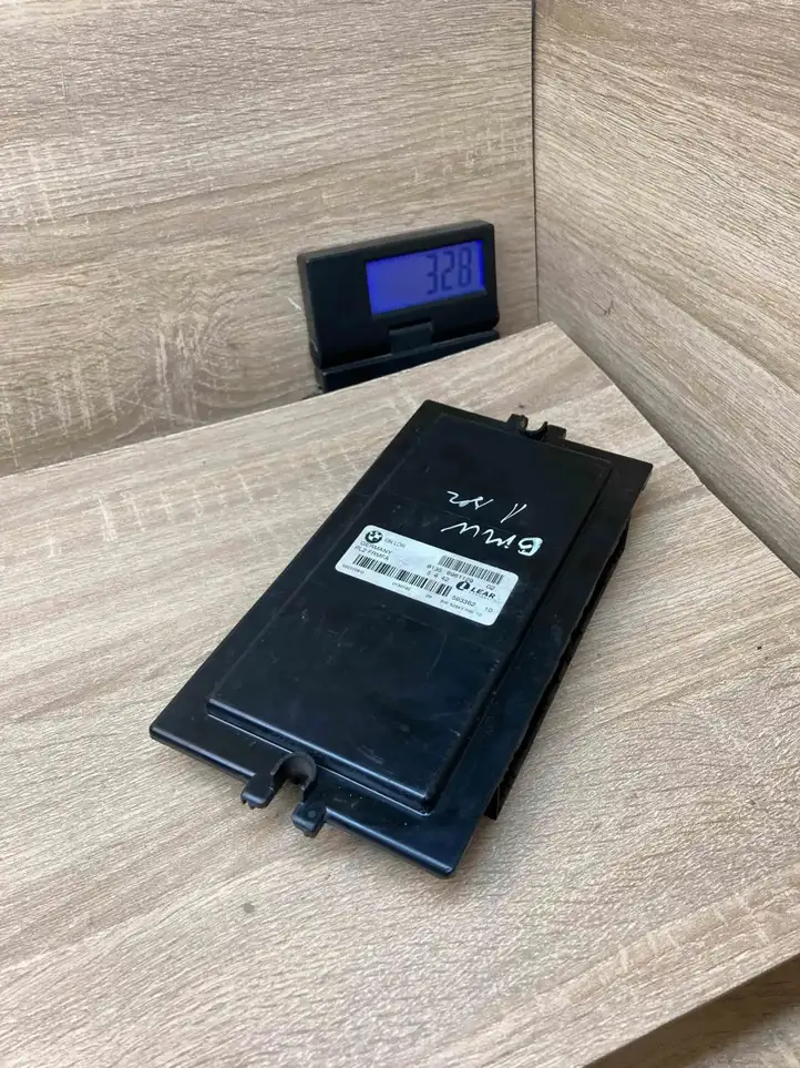 BMW 1 E81 E87 (2004 - 2011)  6961129 Модуль фонарей