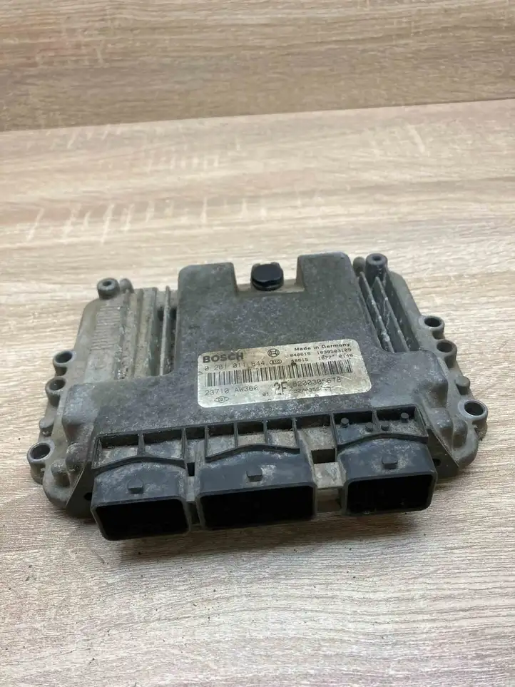 Nissan Primera (2001 - 2008) 23710AW360 Блок управления двигателем (ECU) — фото 3