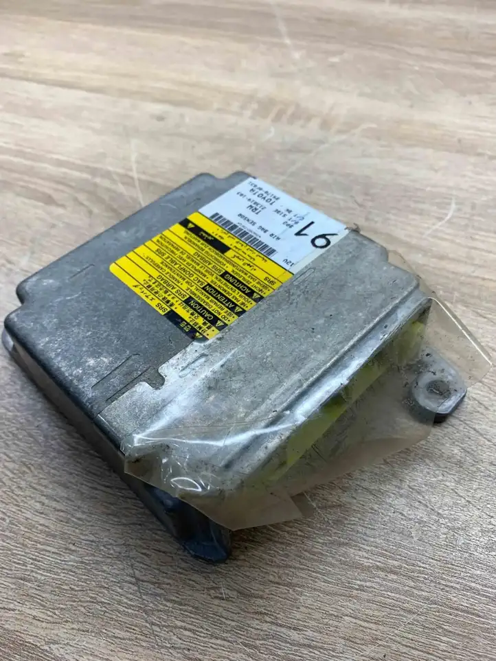 Toyota Corolla Verso AR10 (2004 - 2009) 891700F031 Датчик удара SRS — фото 1