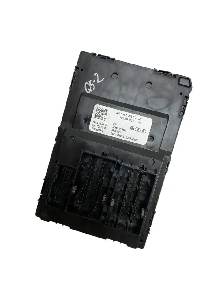 Audi Q5 (2017 - )  8W1907063CG Модуль управления BSM