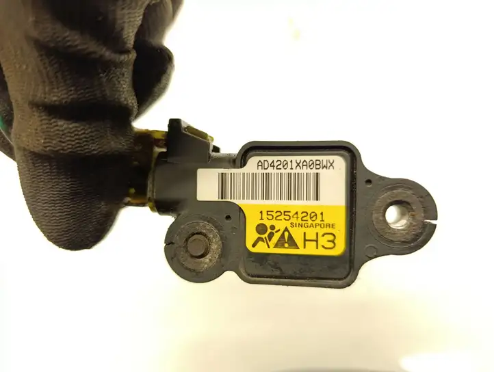 Hummer H3 (2005 - 2010) 15254201 Датчик удара SRS — фото 4