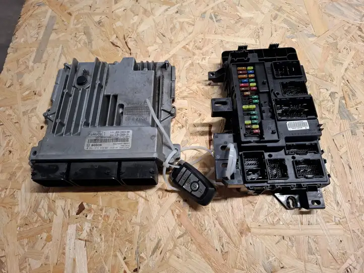 Ford Mustang VI (2015 - )  JR3A12A650ABA Блок управления двигателя