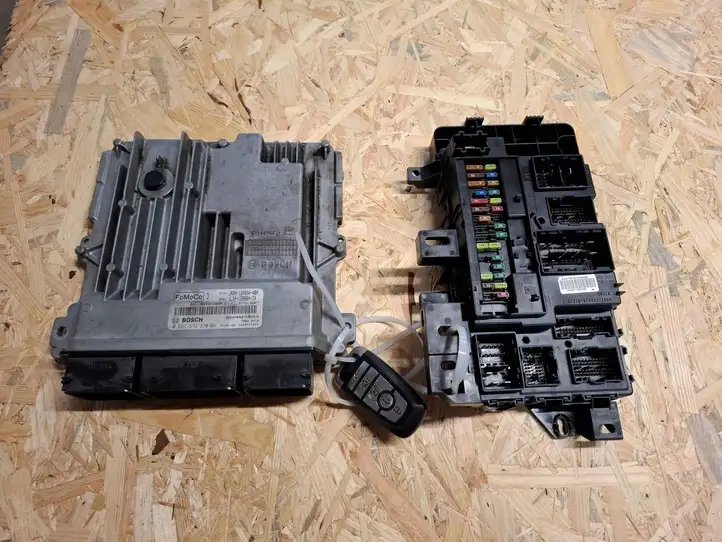 Ford Mustang VI (2015 - )  JR3A12A650ABA Блок управления двигателя