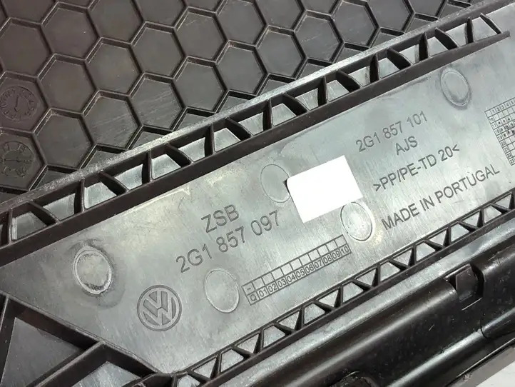 Volkswagen Polo VI (2015 - 2019) 2G1857097 Бардачок в сборе — фото 2