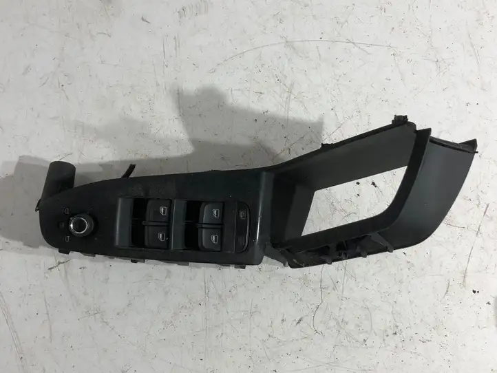 Audi A4 S4 B8 8K (2007 - 2011) 8K2867172D Кнопка стеклоподъемников — фото 1
