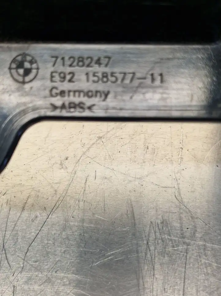 BMW 3 E92 E93 (2005 - 2014) 7128247 Кронштейн заднего бампера — фото 3