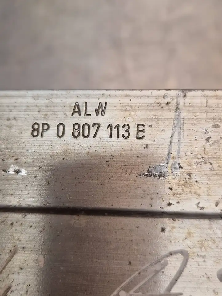 Audi A3/S3 8P (2003 - 2005) 8P0807113B Усилитель переднего бампера — фото 4