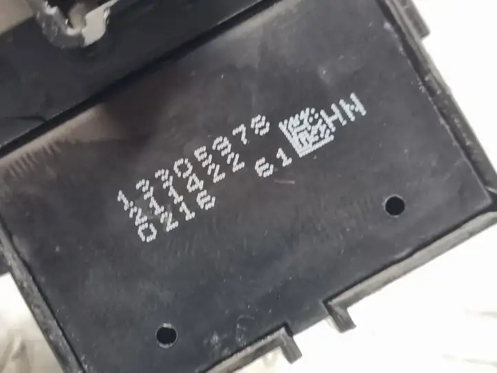 Opel Meriva B (2010 - 2014) 13305978 Кнопка стеклоподъемников — фото 2