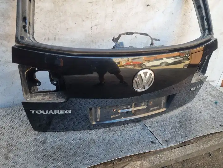 Volkswagen Touareg I (2002 - 2010) 7L6827119B Крышка багажника — фото 9