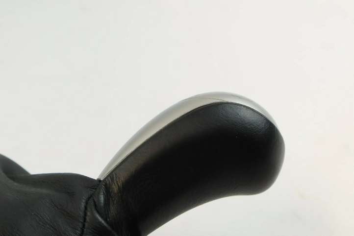 BMW 3 E92 E93 (2005 - 2014)  2283706 Отделка рычага переключения передач (кожа, головка)