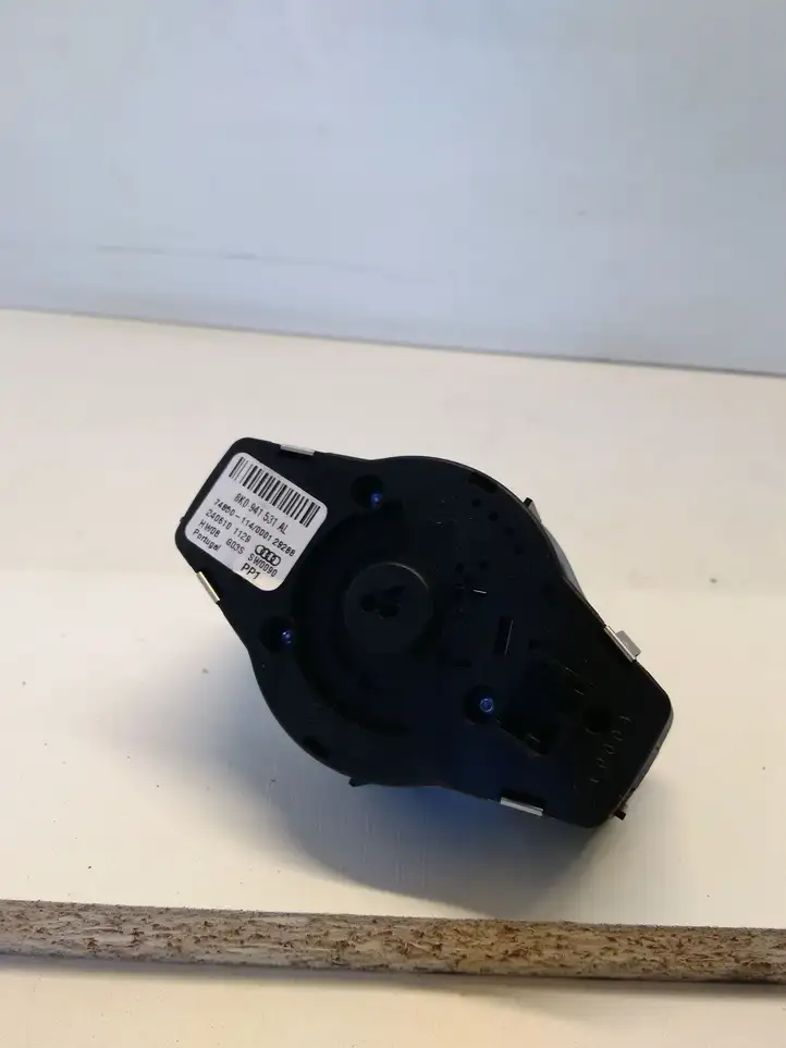 Audi A4 S4 B8 8K (2007 - 2011) 8K0941531AL Включатель фонарей — фото 2