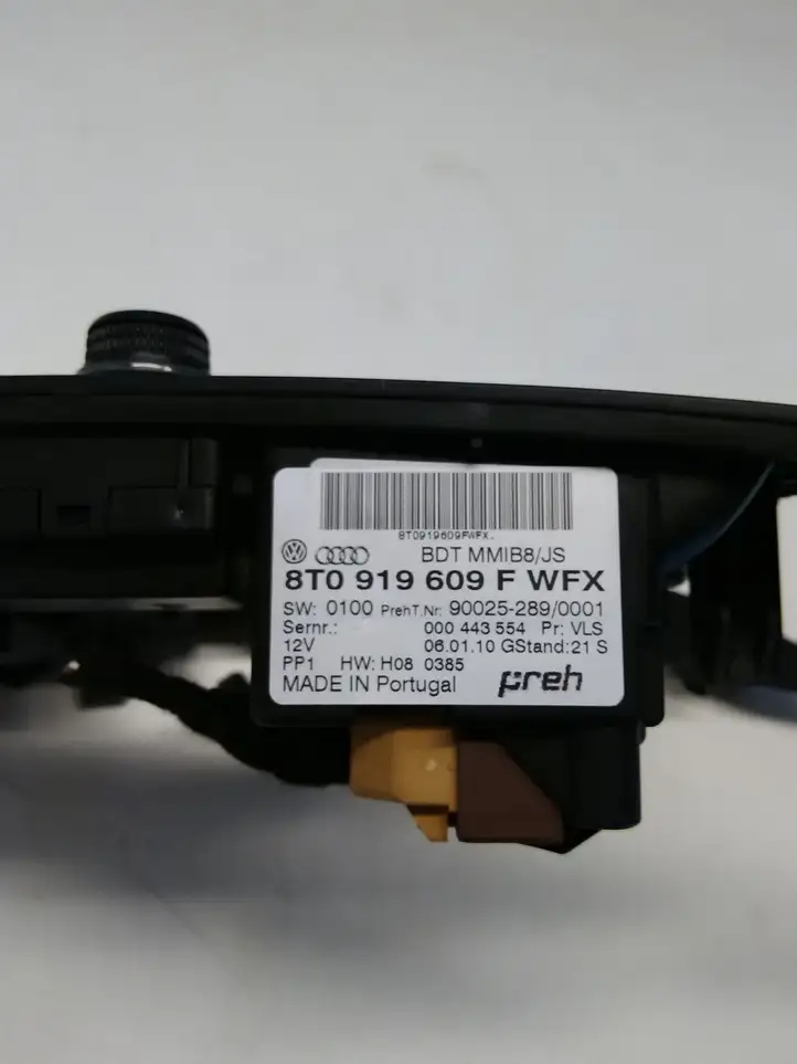 Audi A4 S4 B8 8K (2007 - 2011) 8T0919609F Контроллер мультимедийной системы — фото 2
